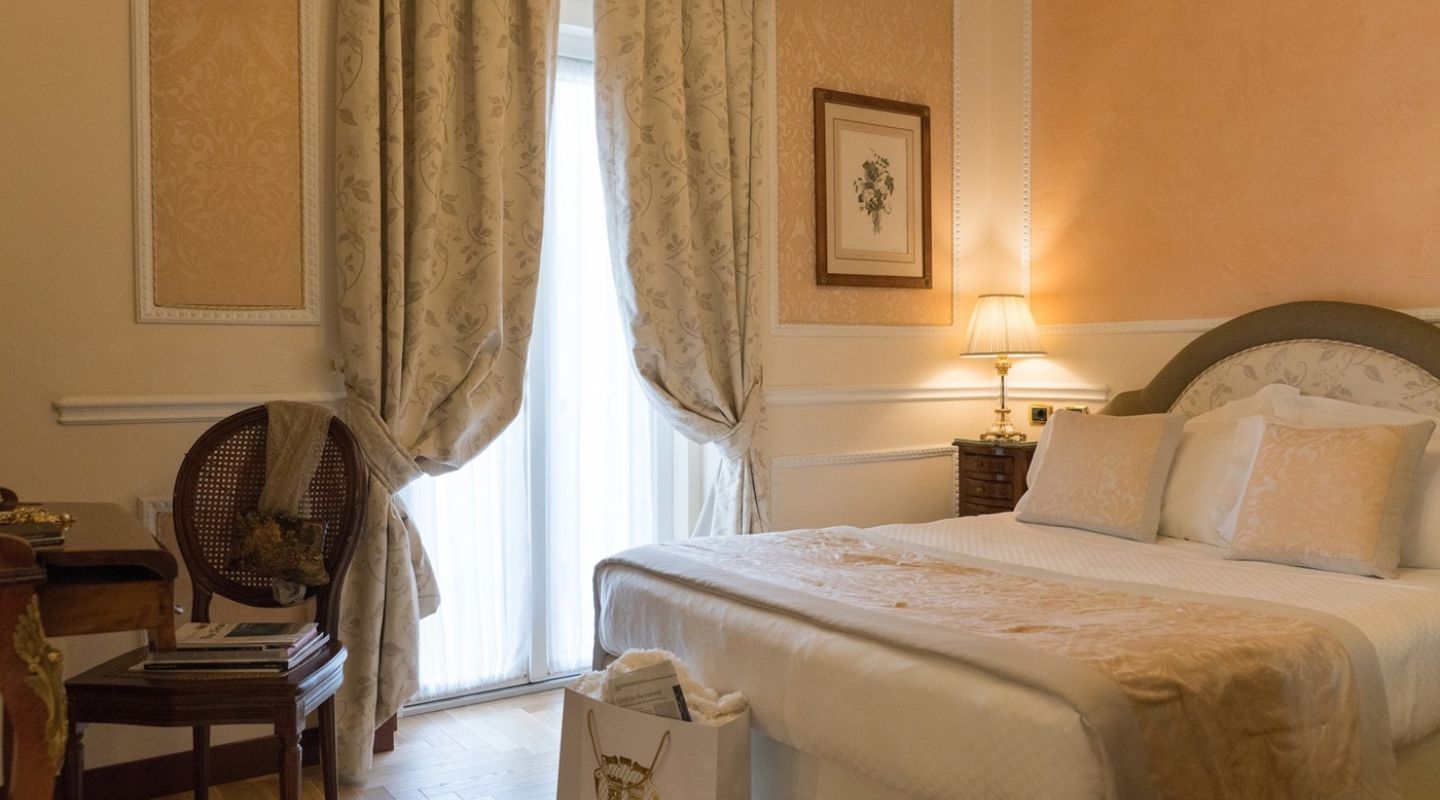 Basic Double Room Queen Bed