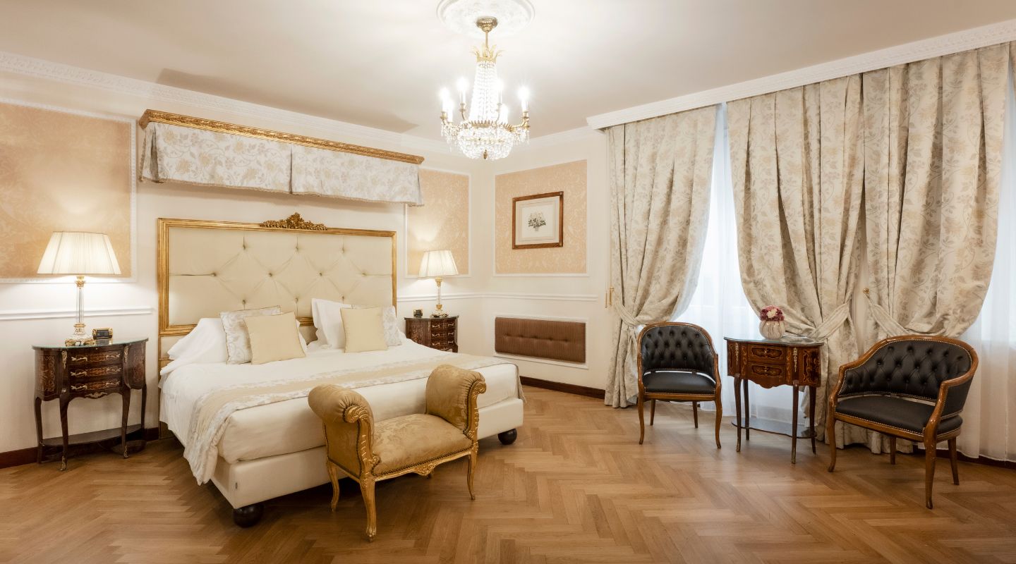 Grand Deluxe