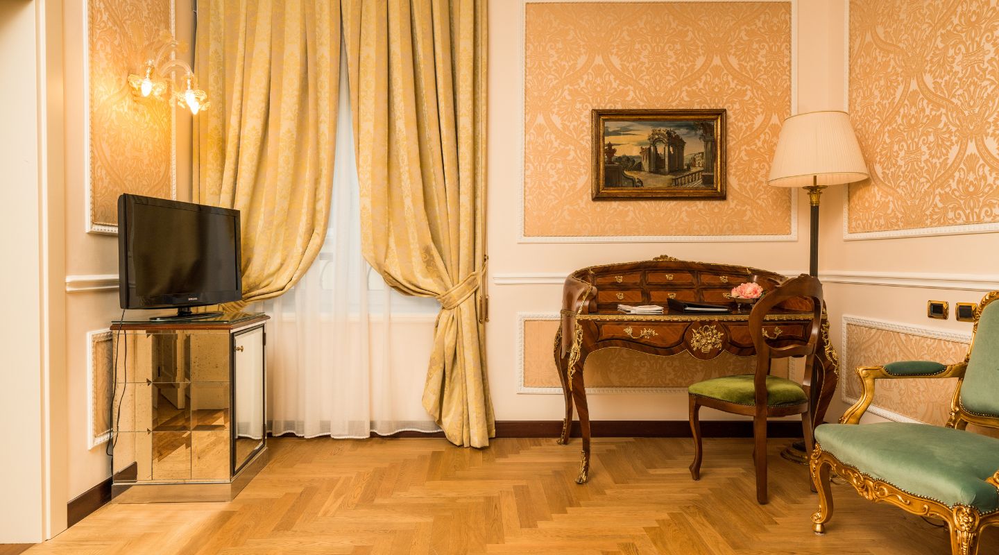 Meeting in Suite | Meetings in Suites