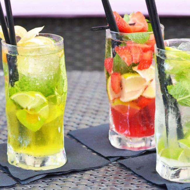 Lounge Bar
