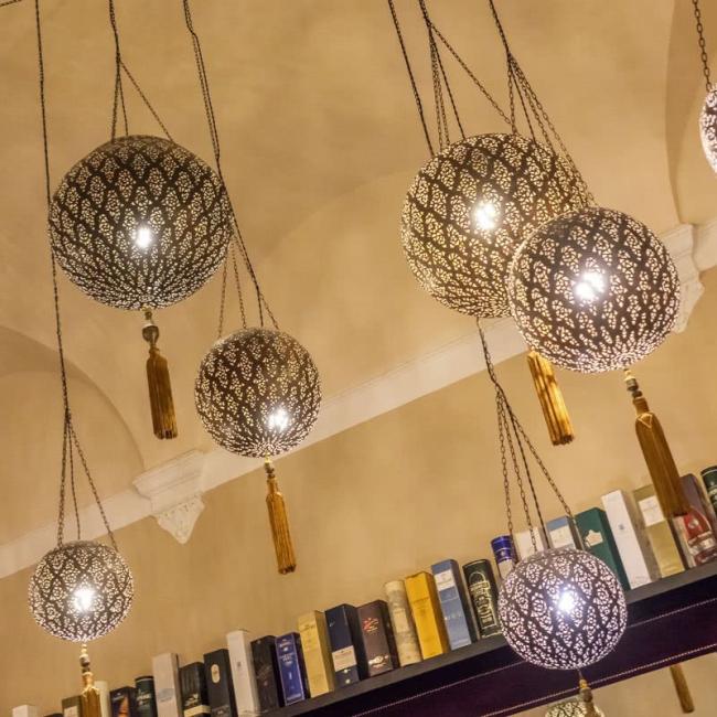 Lounge Bar