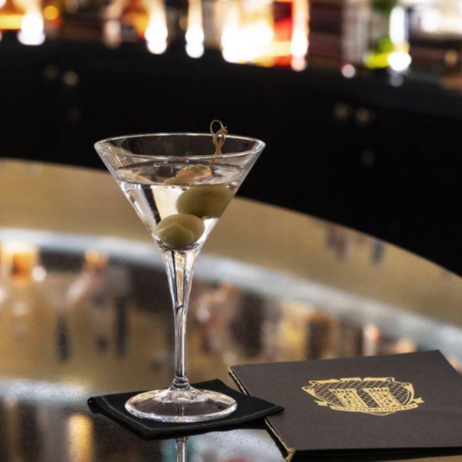 Lounge Bar